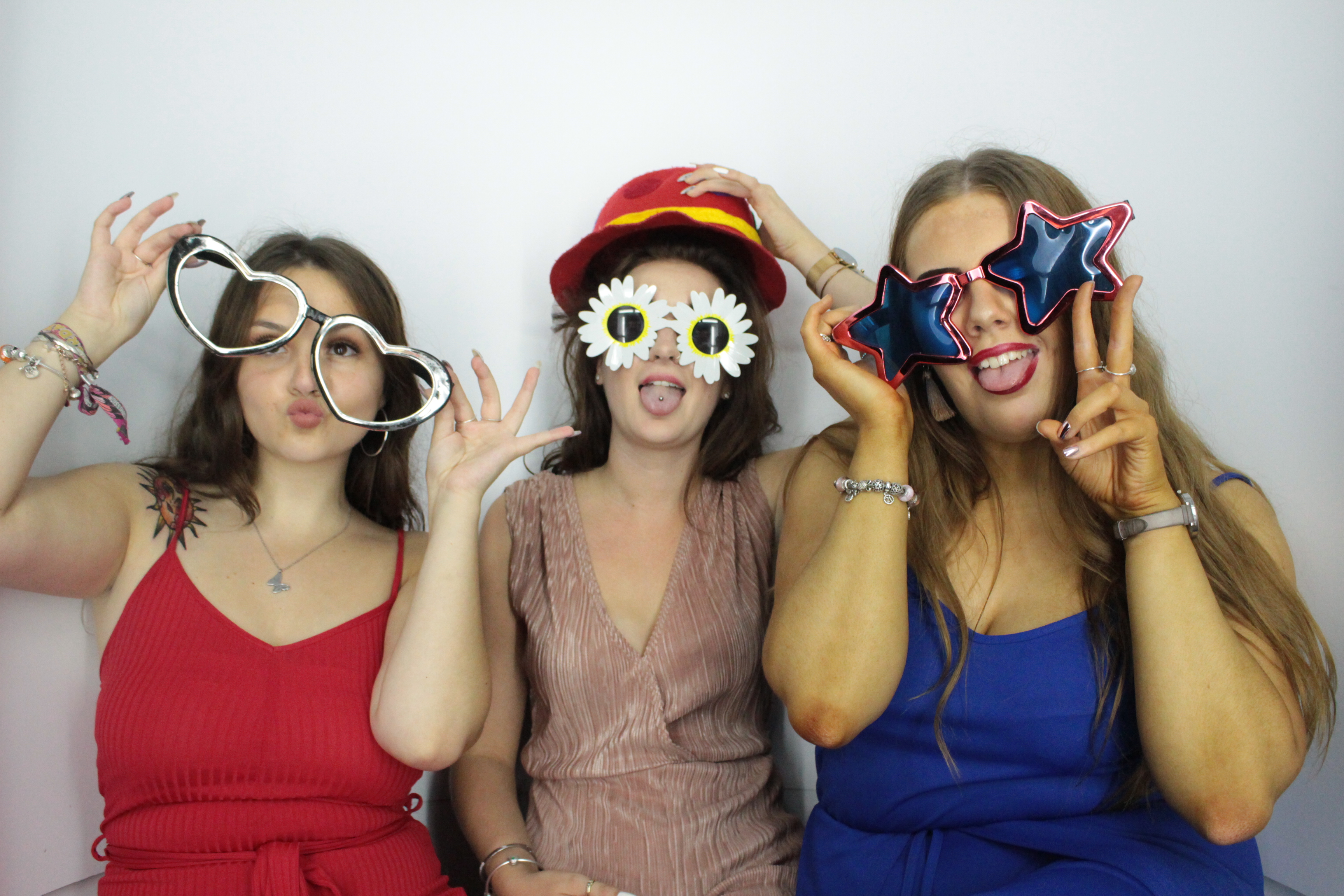 Martin & Colleen’s Joint 50th | View more photos from the event at gallery.myphotoboothexperience.co.uk/u/MyPhotoBoothExperienceLtd/Martin-Colleen’s-Joint-50th